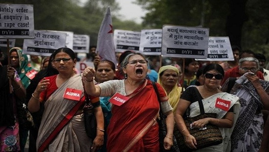 Bé gái khiếm thính Ấn Độ bị 17 nam giới tấn công tình dục