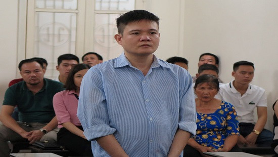 Vợ chồng Việt kiều “ngã ngửa” vì bỗng dưng gánh nợ tiền tỷ