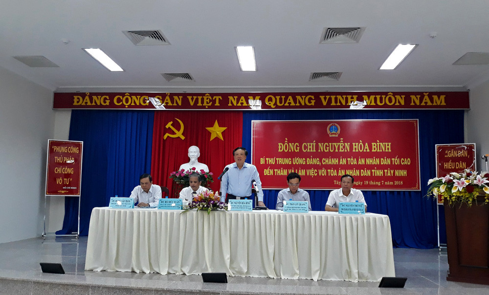 Chánh án TANDTC làm việc với TAND hai cấp tỉnh Tây Ninh