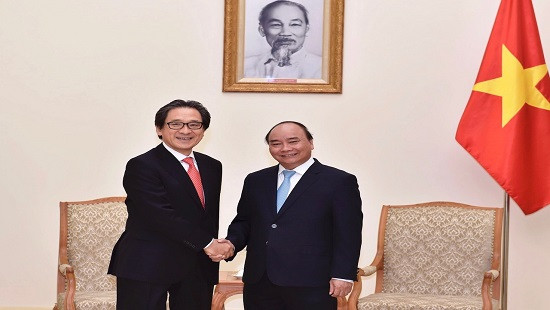 Thủ tướng Nguyễn Xuân Phúc tiếp chủ tịch JETRO