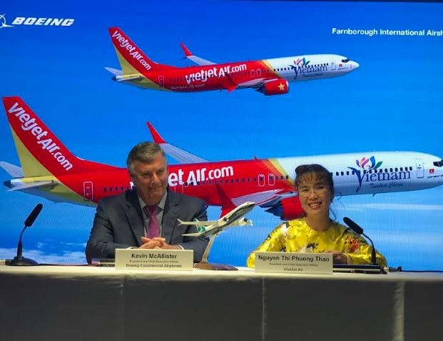 Vietjet ký Hợp đồng 100 tàu bay với Boeing tại triển lãm Hàng không lớn nhất thế giới Farnborough - London