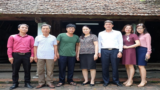 Đoàn công tác TANDTC thăm hỏi, thắp hương tưởng nhớ các Mẹ Việt Nam Anh hùng