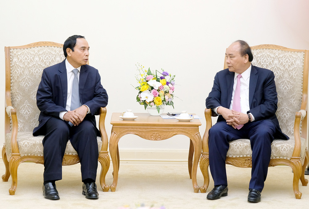 Thủ tướng Nguyễn Xuân Phúc tiếp Phó Thủ tướng Lào