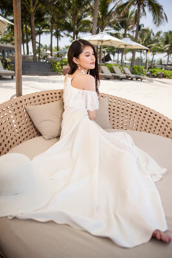 Top 3 Hoa hậu Việt Nam 2016 xinh đẹp, thướt tha giữa biển trời Đà Nẵng