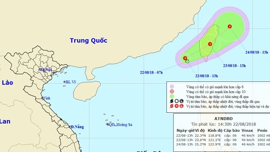 Xuất hiện áp thấp nhiệt đới, biển Đông có mưa dông mạnh