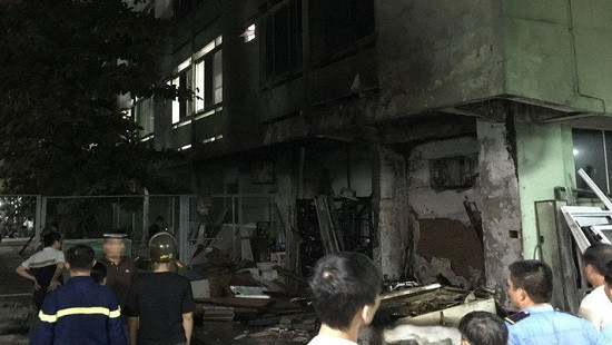 Bệnh viện Đà Nẵng phát hỏa, hốt hoảng di tản bệnh nhân