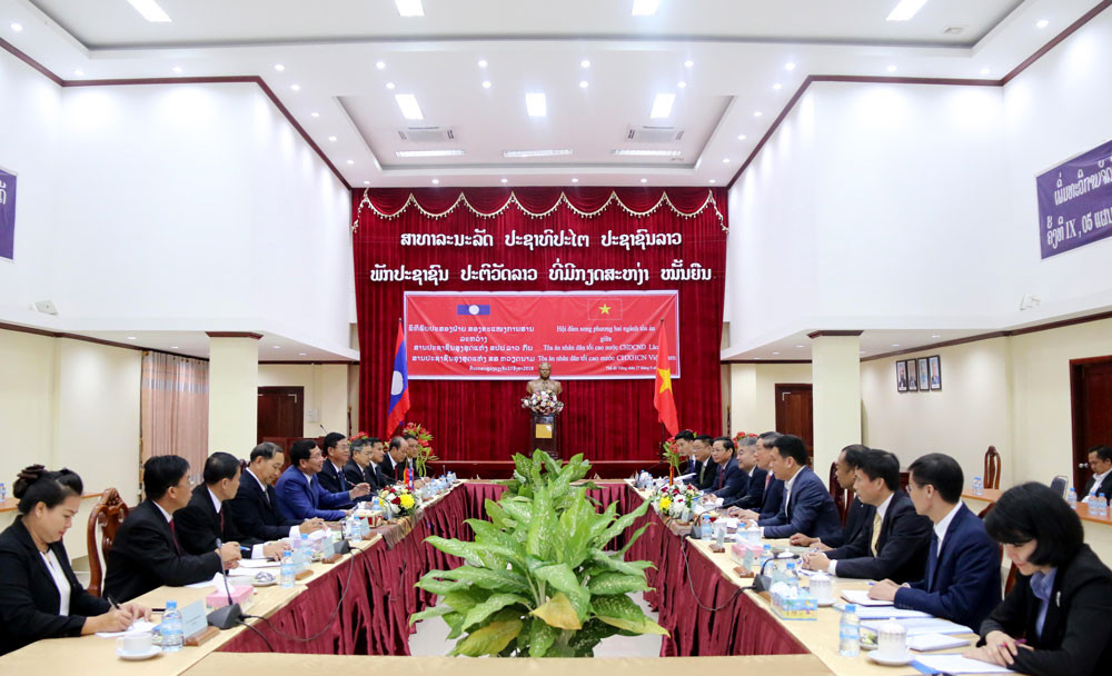 Hợp tác giữa Tòa án hai nước Việt Nam-Lào ngày càng hiệu quả, thực chất