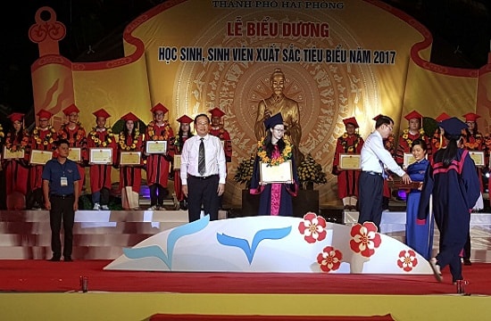 Hải Phòng:  Biểu dương 94 HS-SV xuất sắc tiêu biểu năm 2018