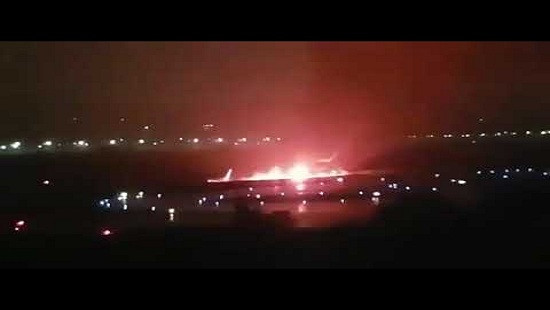 Máy bay thương mại Nga bốc cháy dữ dội khi hạ cánh