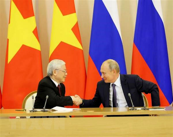 Việt Nam-Liên bang Nga tiến hành ký kết nhiều văn kiện hợp tác quan trọng