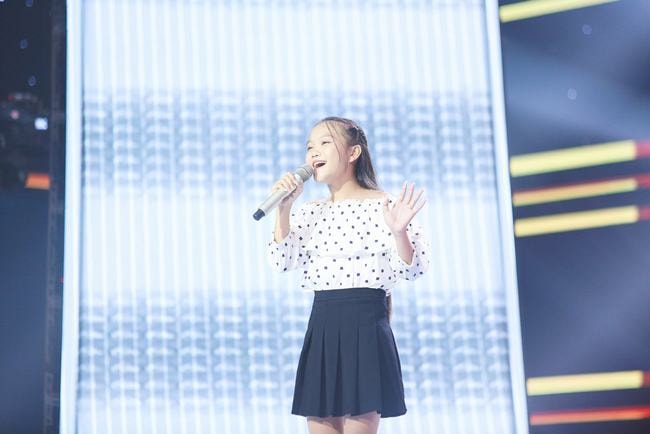 The Voice Kids - Giọng Hát Việt Nhí 2018 tập 1: Xuất hiện viên ngọc quý