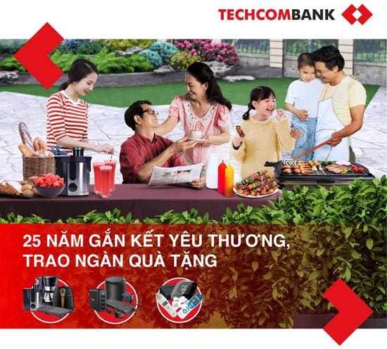 “25 năm gắn kết yêu thương - trao ngàn quà tặng” cùng Techcombank