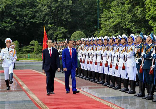 Chủ tịch nước Trần Đại Quang đón, hội đàm với Tổng thống Indonesia