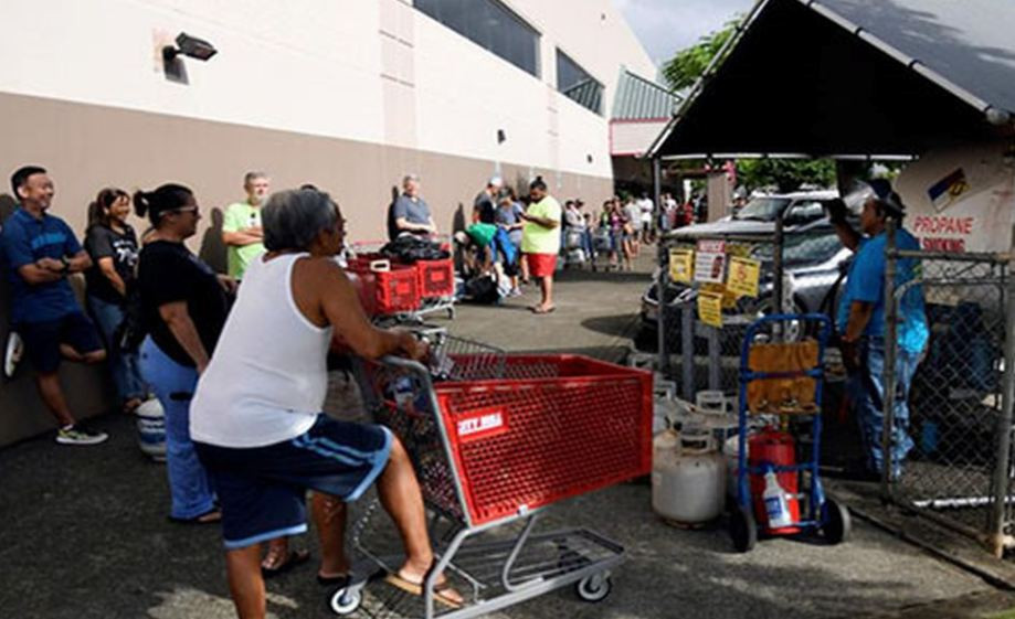 Mỹ: Người dân đổ xô mua lương thực để đối phó siêu bão Florence
