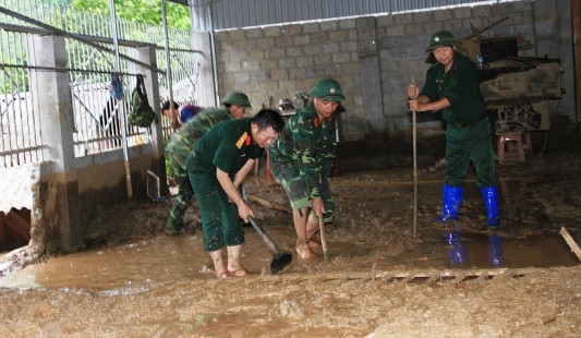 Các huyện miền núi Thanh Hóa tiếp tục gồng mình chống bão