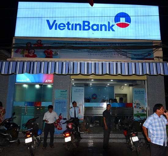 Cướp Ngân hàng ở Tiền Giang: Đem tiền cướp được đi đá gà qua mạng