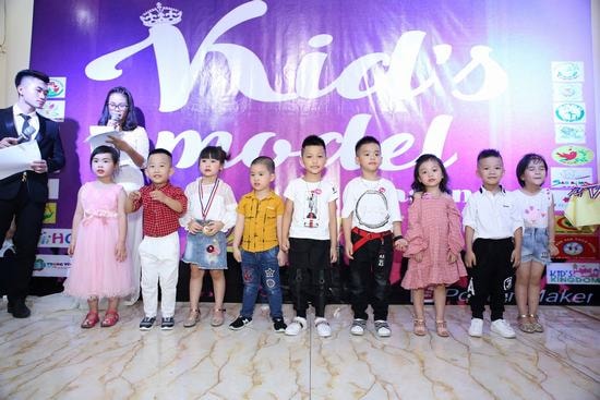 “Ngỡ ngàng” trước sự tỏa sáng dàn thí sinh trong Chương trình Kids Model mùa đầu tiên do Khối Mầm non Tư thục phía Bắc tổ chức