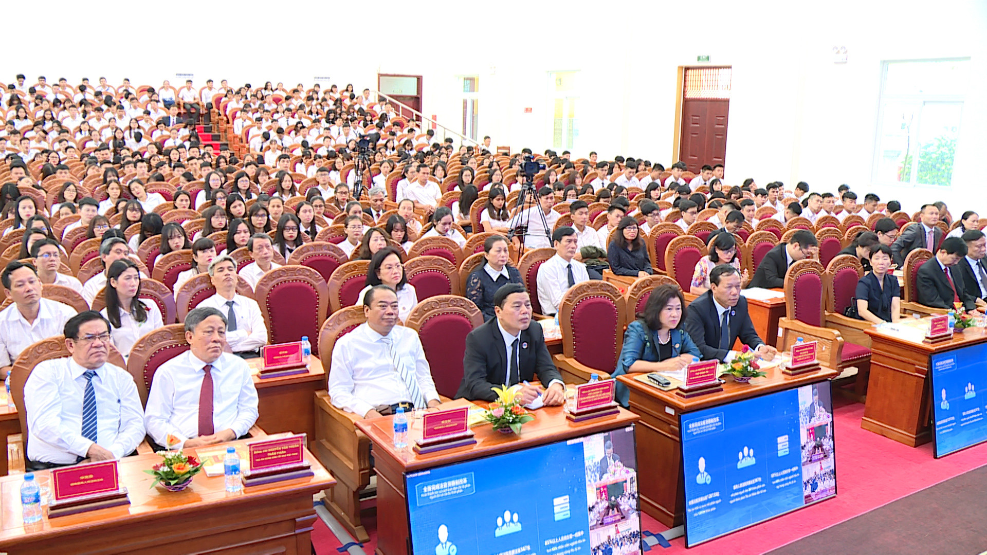 Đoàn TANDTC Trung Quốc thăm và làm việc tại Học viện Tòa án
