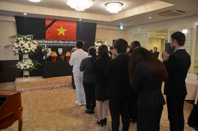 Lễ viếng Chủ tịch nước Trần Đại Quang tại nhiều nước trên thế giới