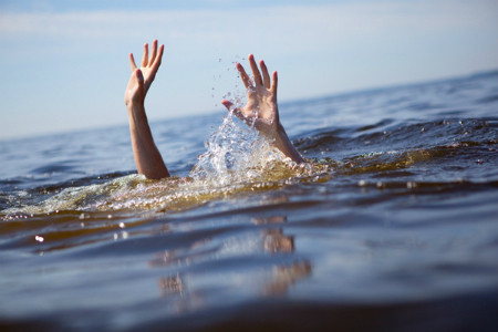 Nam thanh niên tử vong khi bơi qua sông về nhà sau khi nhậu