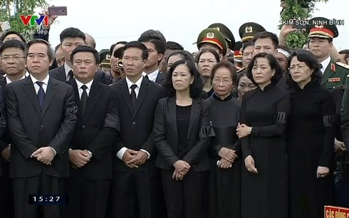 Tiễn biệt Chủ tịch nước Trần Đại Quang về với đất mẹ