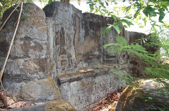 Cần giải mã bí ẩn ngôi mộ cổ ở Ba Động