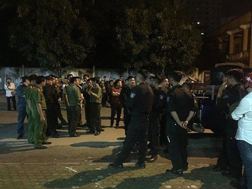 Đã bắt giữ được đối tượng mang vũ khí cố thủ trong nhà tại Nghệ An