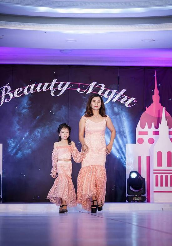 Beauty Night 2018: Dàn mẫu nhí sải bước chuyên nghiệp trên sàn catwalk