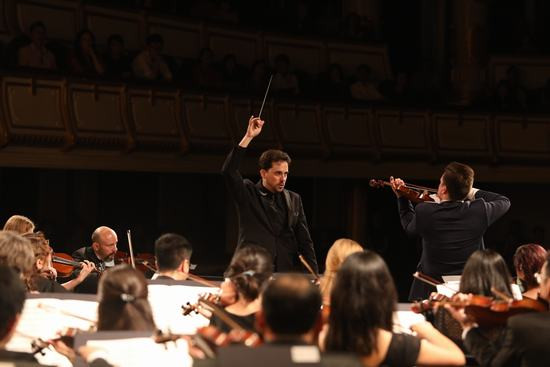 Nghệ sĩ violin giành giải Tchaikovsky 2011 Sergei Dogadin chinh phục người yêu nhạc Thủ đô