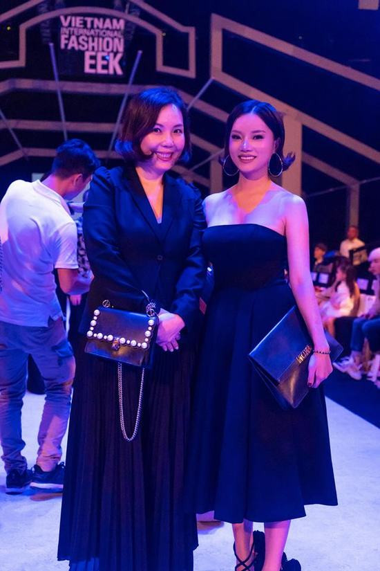 Ấn tượng NTK Thùy Victory tại Vietnam International Fashion Week