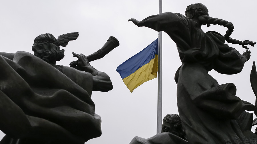 Nga ký sắc lệnh trừng phạt Ukraine, “xướng tên” con trai Tổng thống Poroshenko