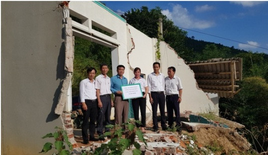 TAND tỉnh Thanh Hóa hỗ trợ kinh phí xây nhà cho gia đình bị thiệt hại do mưa lũ