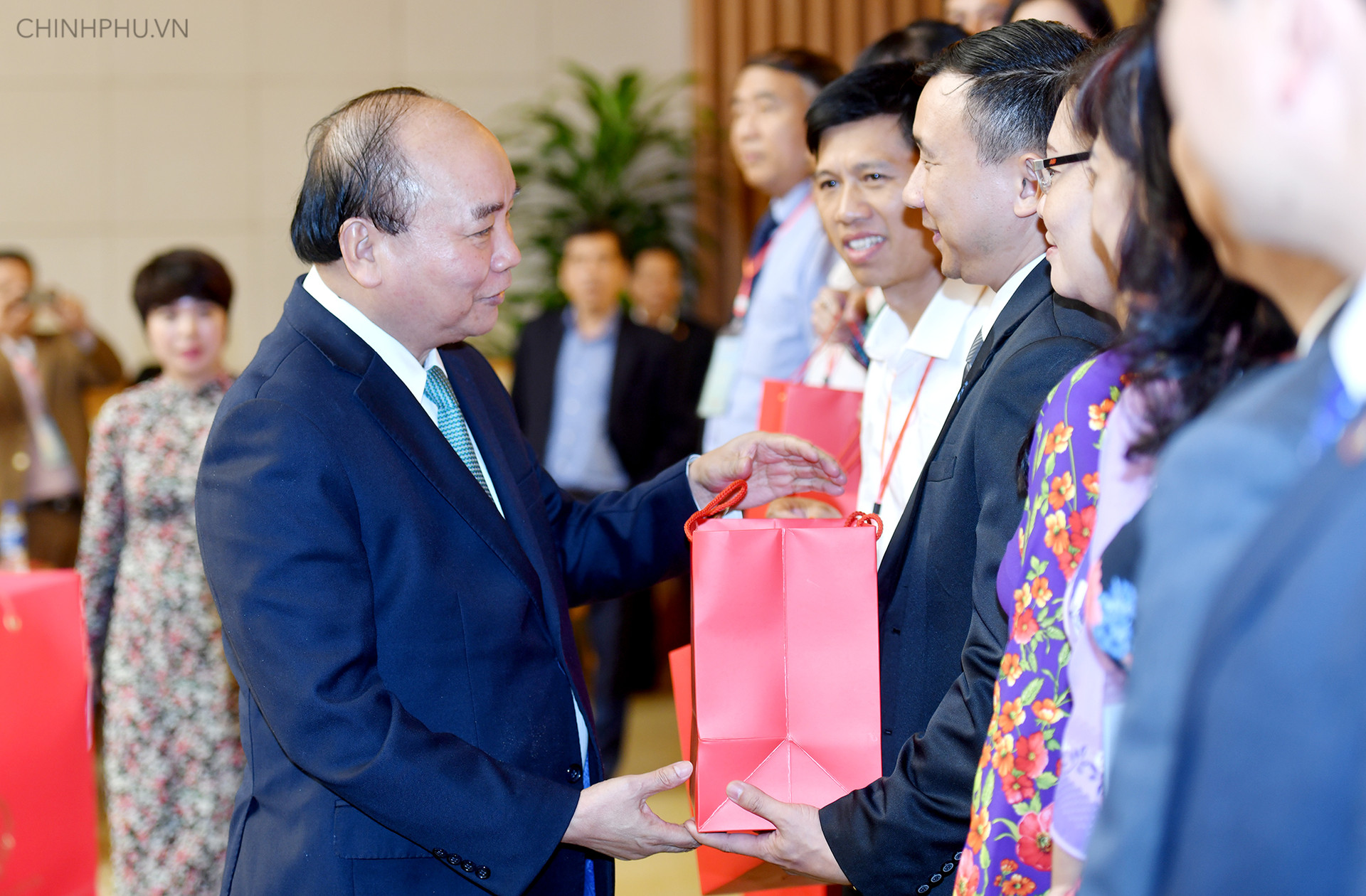 Thủ tướng Nguyễn Xuân Phúc gặp mặt các nhà giáo, cán bộ quản lý giáo dục tiêu biểu