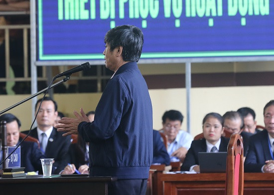 Bị cáo Nguyễn Thanh Hóa tiếp tục phản cung