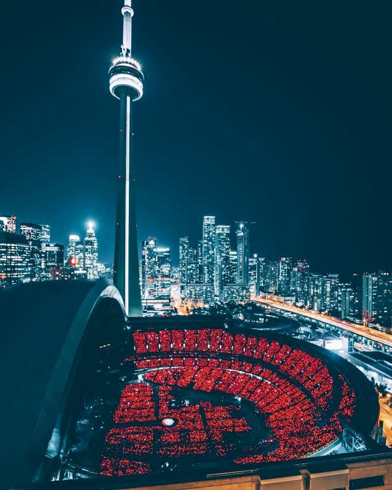 Tháp CN Toronto, Canada