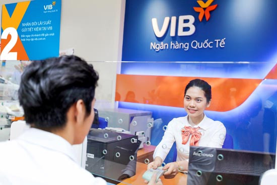 Ngân hàng chạy đua cho mục tiêu 70% người Việt có tài khoản