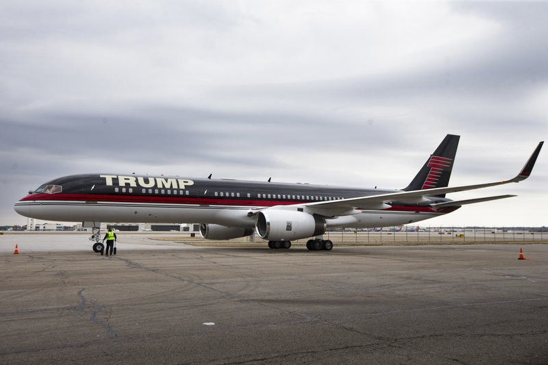Chiếc  Boeing 757 - phi cơ riêng của Tổng thống Mỹ Donald Trump