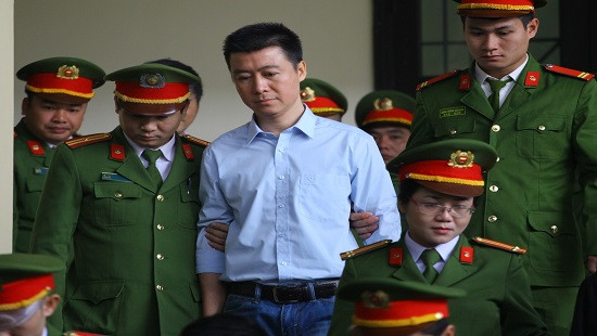 Tòa tuyên phạt cựu tướng Phan Văn Vĩnh 9 năm tù, Nguyễn Thanh Hóa 10 năm tù