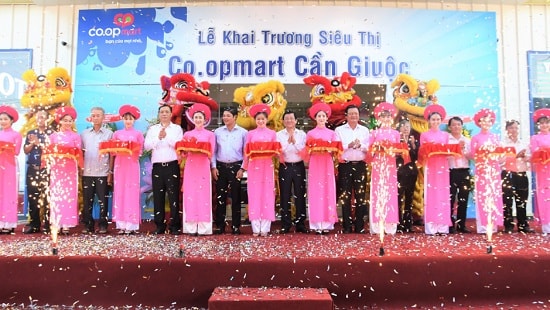 Saigon Co.op khai trương liên tiếp 3 siêu thị Co.opmart trong tuần