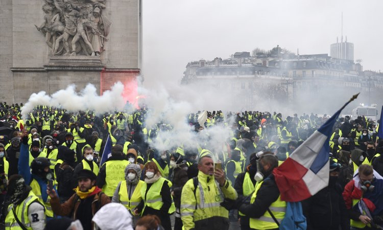 Chưa có người Việt nào bị ảnh hưởng bởi biểu tình “Áo vàng” tại Pháp