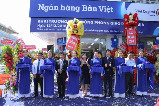 Ngân hàng Bản Việt khai trương PGD Bà Rịa với hàng ngàn quà tặng và lãi suất đến 8,6%