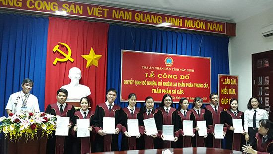 TAND tỉnh Tây Ninh công bố và trao quyết định bổ nhiệm Thẩm phán