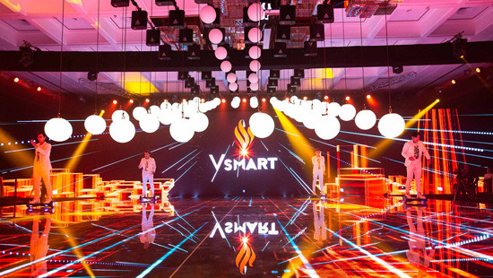Vingroup công bố 4 mẫu điện thoại Vsmart đầu tiên