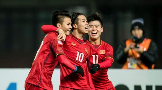 Huyền thoại bóng đá Thái Lan Kiatisuk: Việt Nam 99% sẽ vô địch AFF Cup 2018