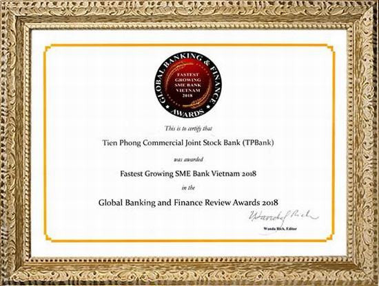 TPBank nhận giải thưởng Ngân hàng SME phát triển nhanh nhất tại Việt Nam
