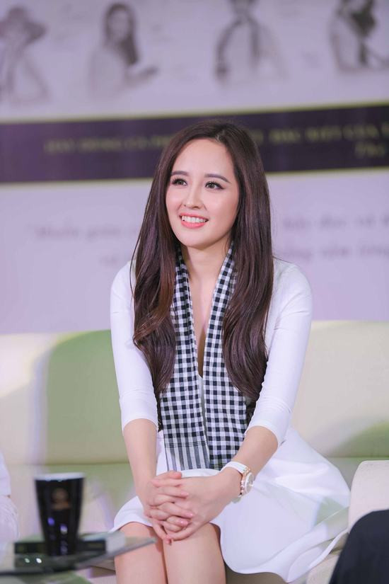 Hoa hậu Mai Phương Thúy tiết lộ nhiều chuyện “thâm cung bí sử” 