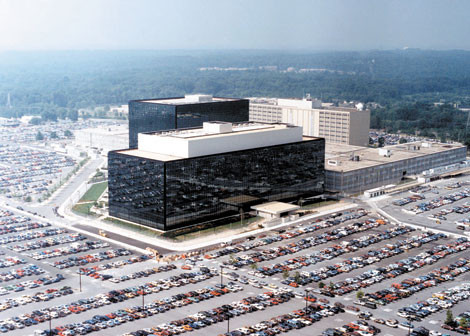 Vụ đào thoát chấn động của hai nhân viên NSA 