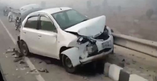 Tai nạn liên hoàn làm ít nhất 8 người thiệt mạng tại Ấn Độ