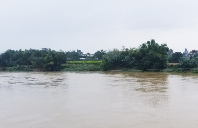 Đi câu cá ở sông Tiên, nam sinh bị dòng nước cuốn mất tích