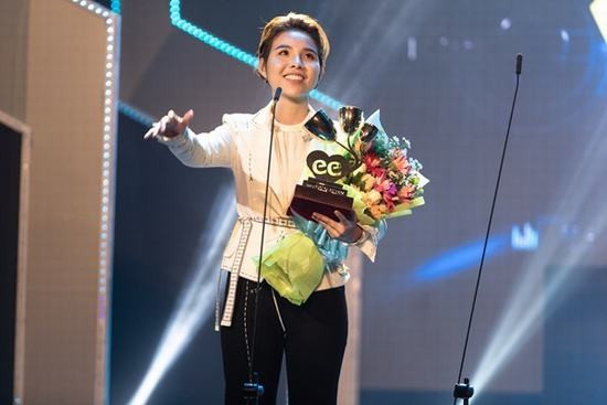 Đông Nhi, Vũ Cát Tường và Bích Phương ‘ẵm’ những giải thưởng lớn tại Keeng Young Awards 2018